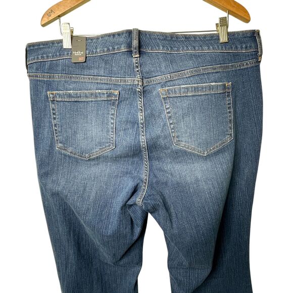 Torrid Perfect Super Flare Vintage Stretch Jeans Sz 16T Distressed Blue Jeans - Picture 6 of 15